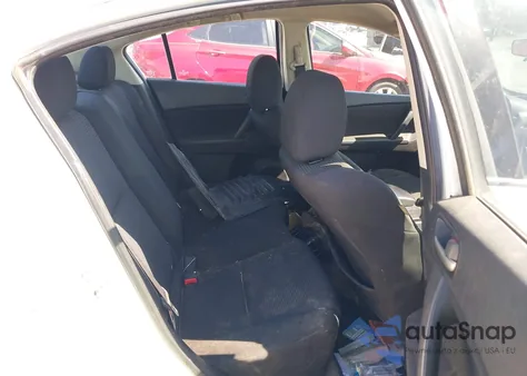 2013 Mazda Mazda3 I Sport z USA, uszkodzony, nr VIN JM1BL1U71D1800609